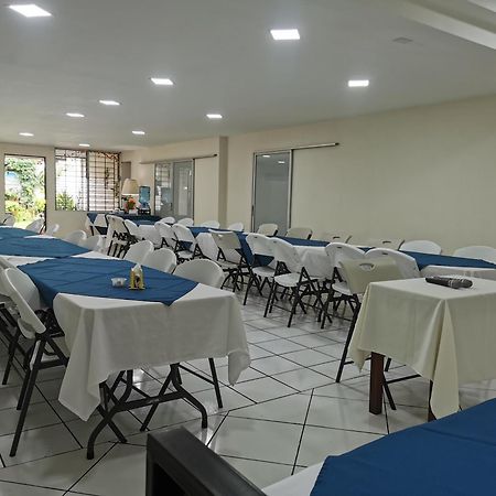 Hotel Armonia Hostal Сан-Сальвадор Екстер'єр фото