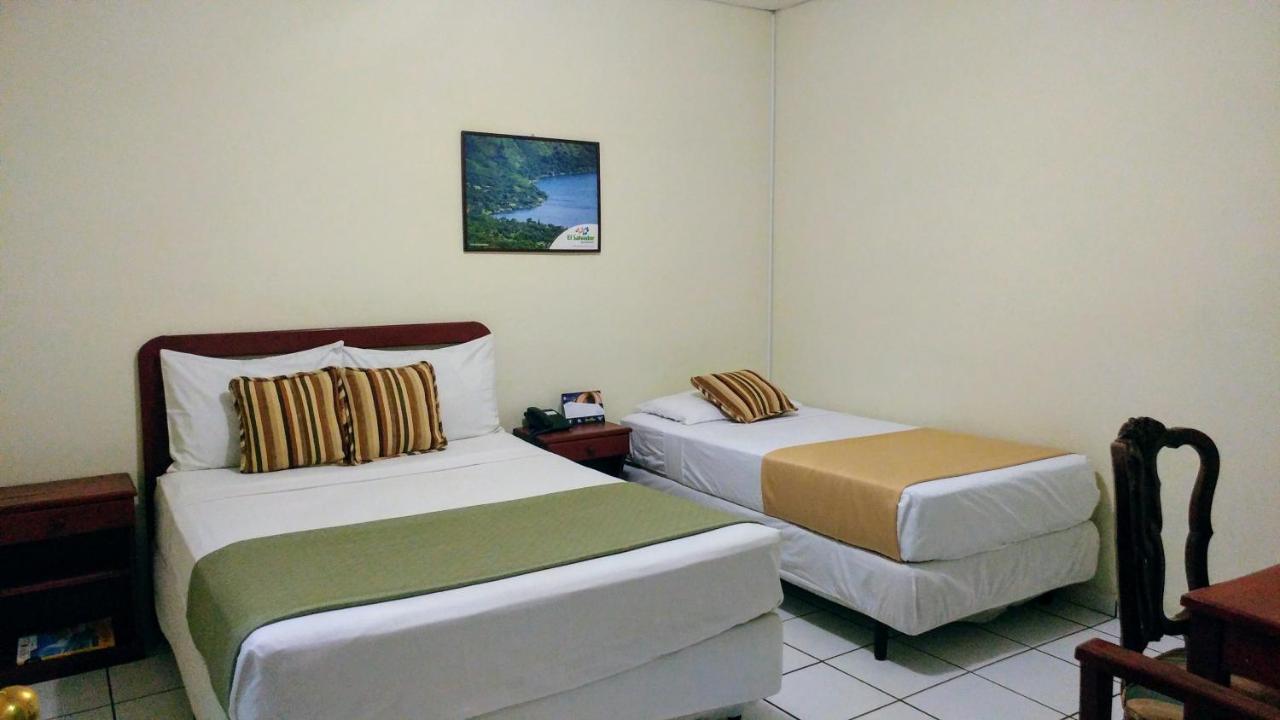 Hotel Armonia Hostal Сан-Сальвадор Екстер'єр фото